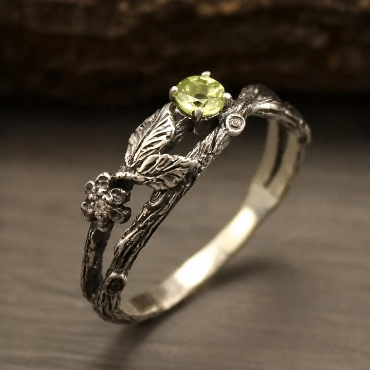 Grüner Zirkonia-Zweig-Ring