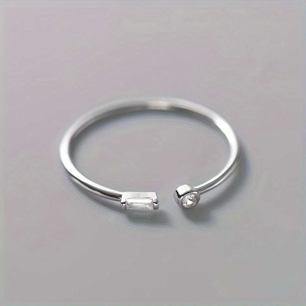 Minimalistischer Zirkonia-Band-Ring
