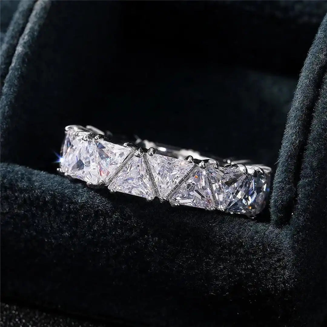 Vintage Dreieck-Stein-Ring