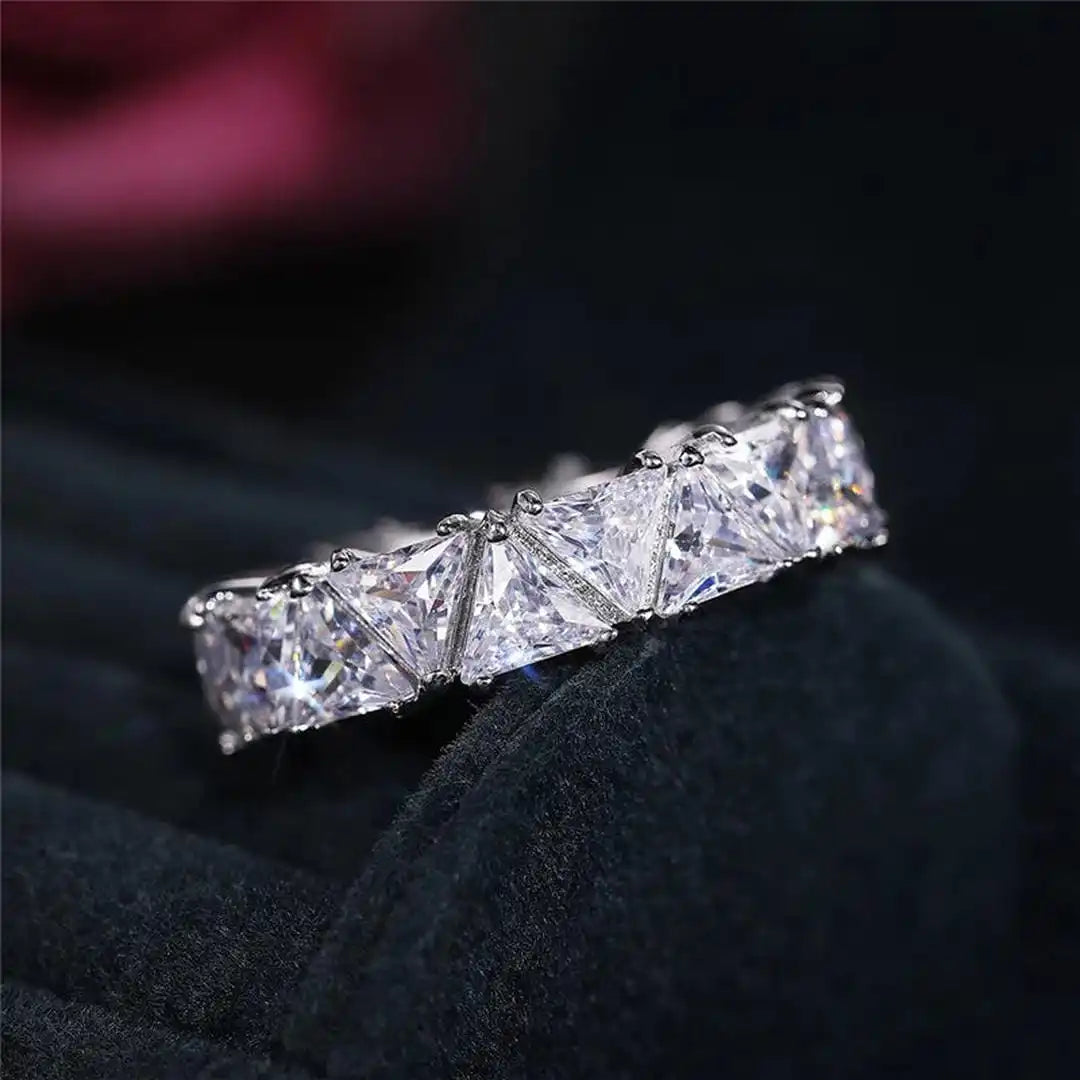 Vintage Dreieck-Stein-Ring