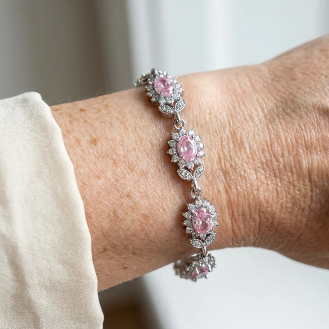 Elegantes verschlungenes Blüten-Rosé-Saphir-Armband