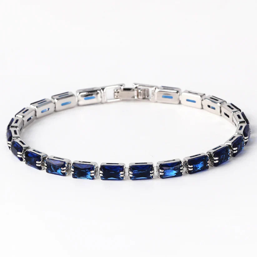 Modernes verschlungenes Saphir-Silber-Armband