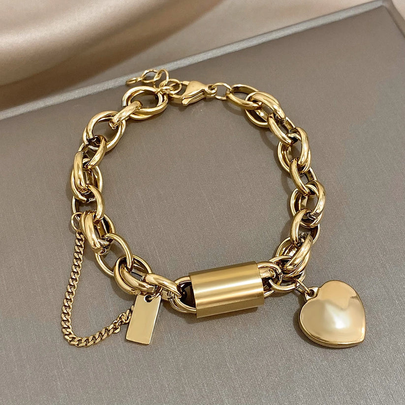 Goldenes massives Armband