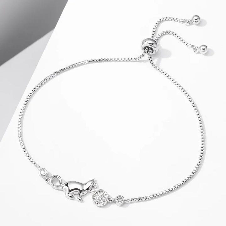 Zeitloses Silber-Katzenarmband