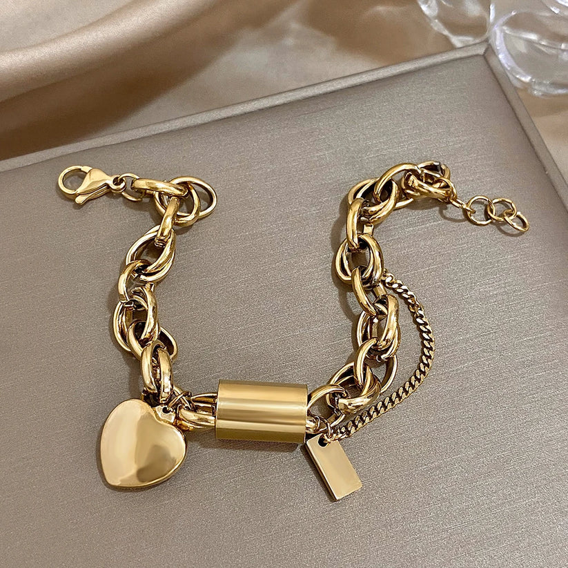 Goldenes massives Armband