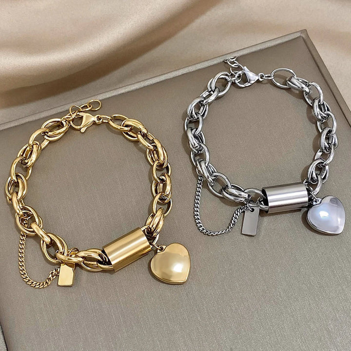 Goldenes massives Armband