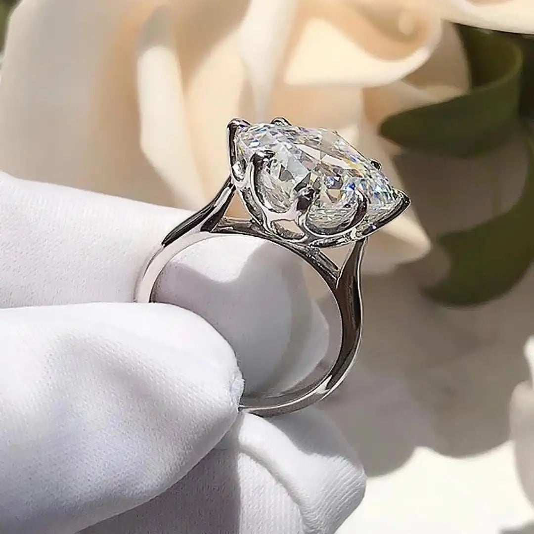 Zeitloser Gold Zirkonia Ring
