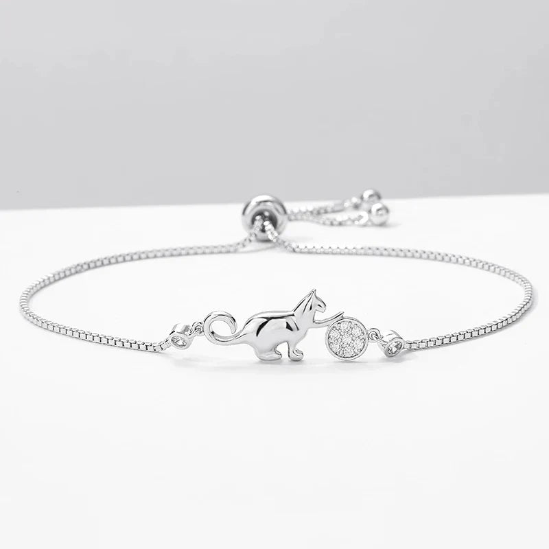 Zeitloses Silber-Katzenarmband