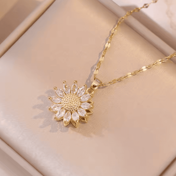 Trendiges Silber Sonnenblumen Zirkon Halsketten- und Ohrringe-Set