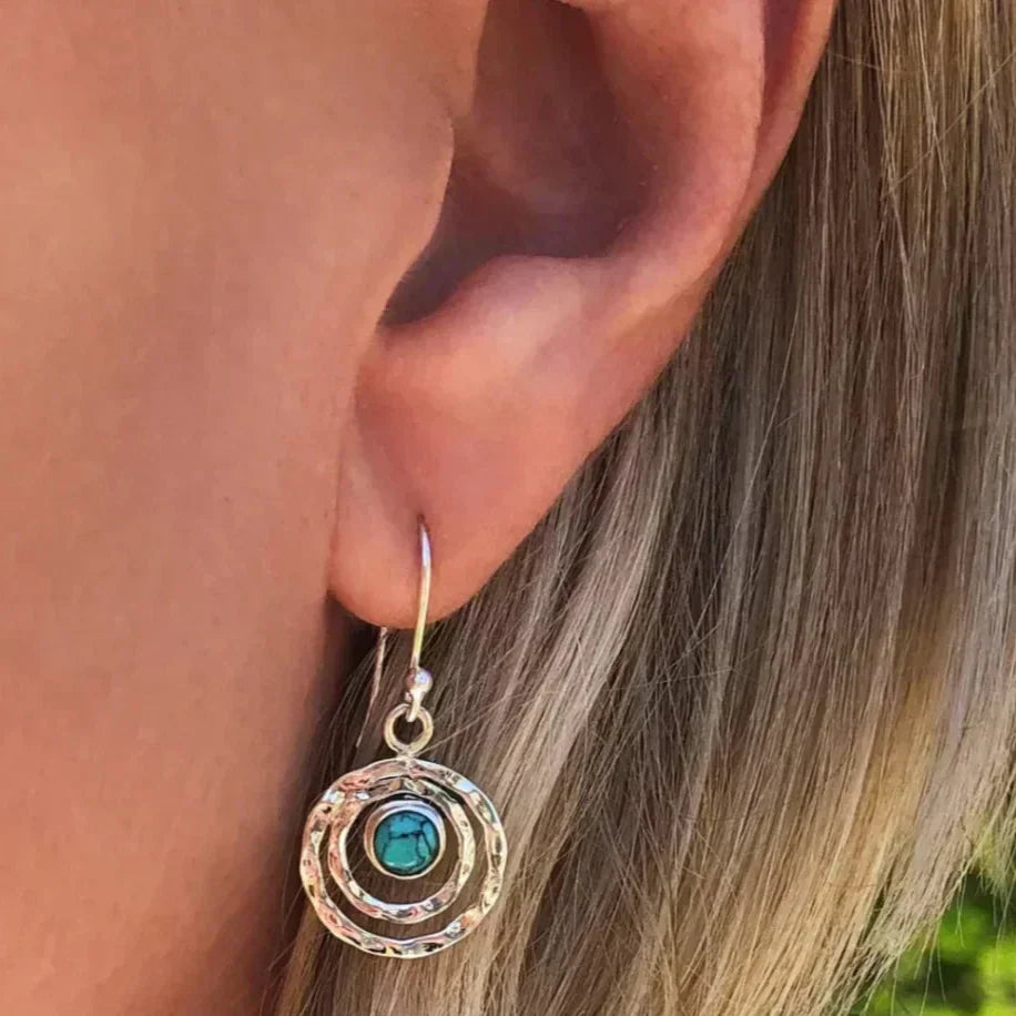 Boho Saturn-Ohrringe in Türkis und Gold