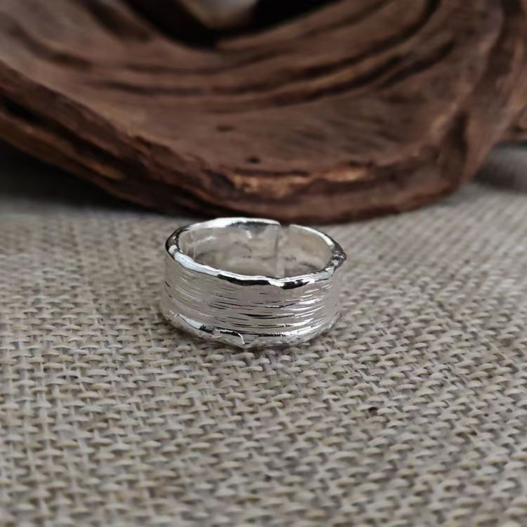 Hammered Two-Tone Band Ring - Silver-Tone and Gold-Tone Textured Design
