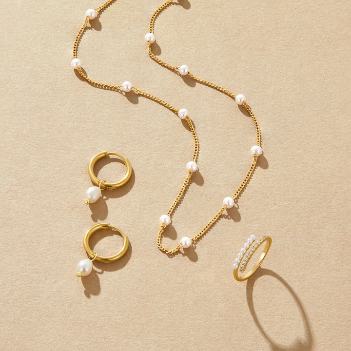 Freshwater Pearl Earrings