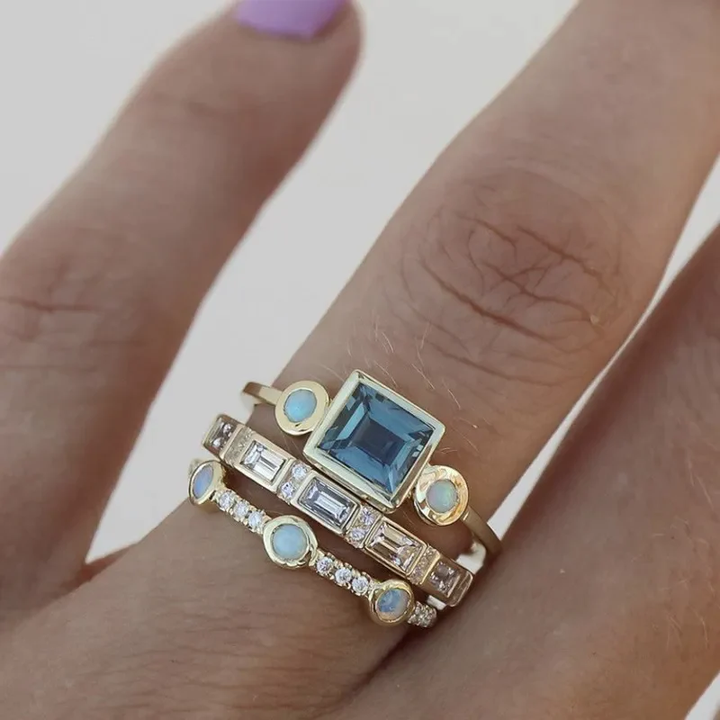 Vintage Ringset mit blauem Kristall