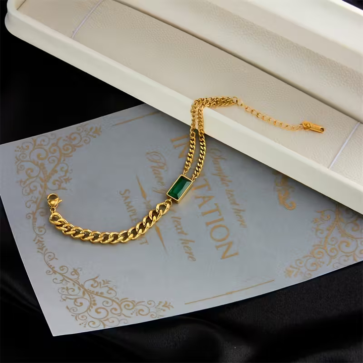 Zeitloses Gold-Smaragd-Bar-Armband