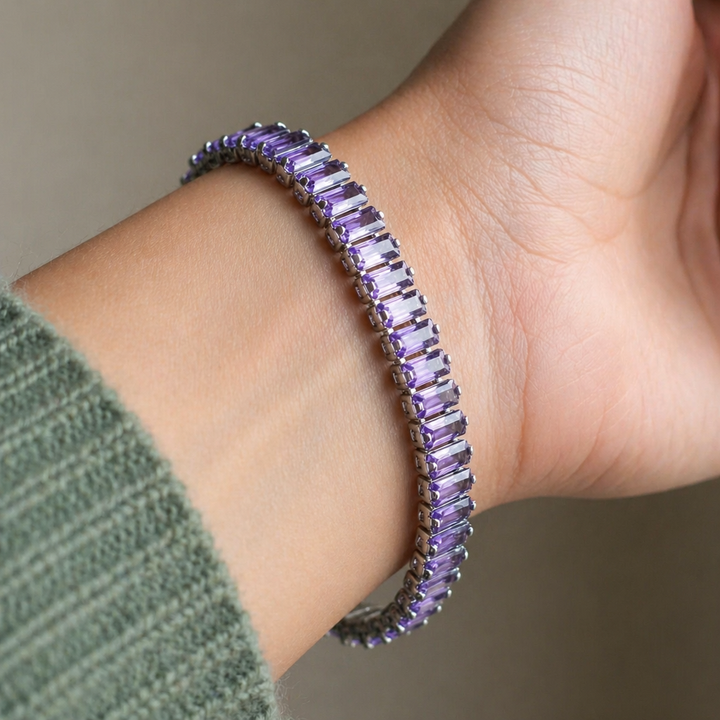 Raffiniertes Amethyst-Weißgold-Armband