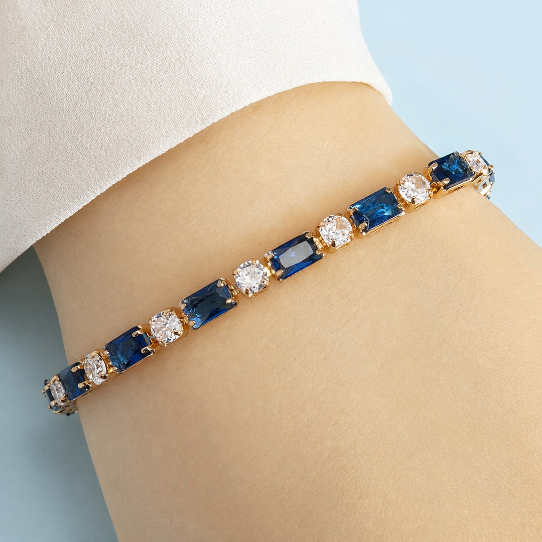Elegantes Onyx-Gold-Armband